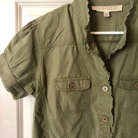 Adorable Mix Nouveau New York Dress - Picture 2 of 8